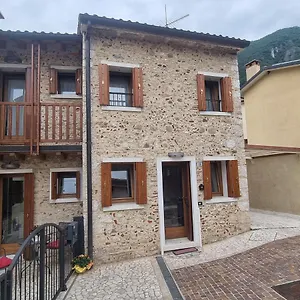 Casa vacanze Giulietta E Romeo, Pove del Grappa
